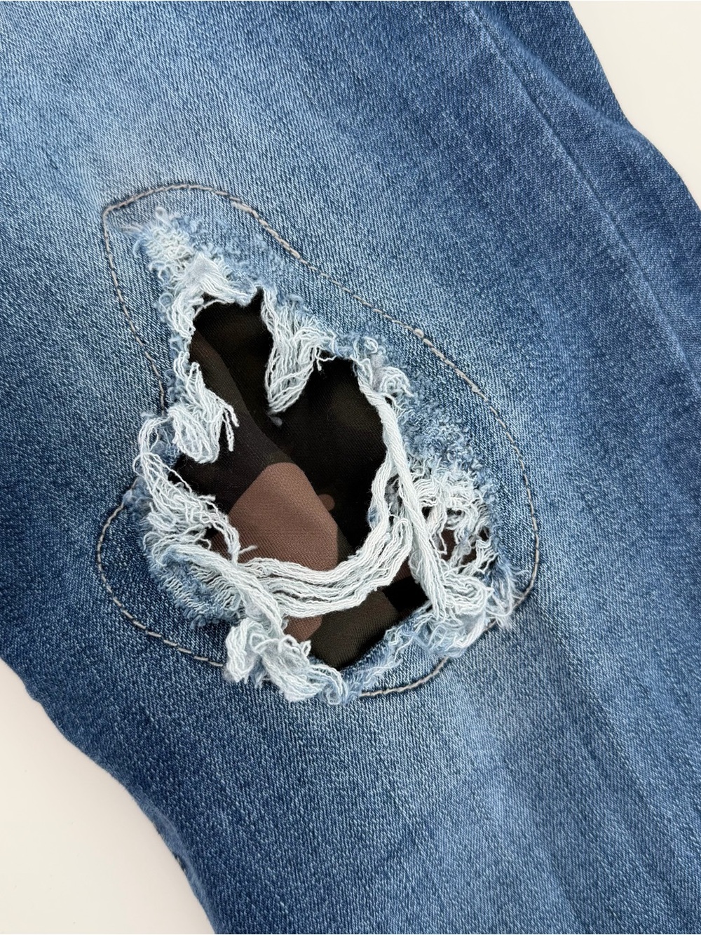 Judy Blue 2X Janette Camo Patch Skinny Jeans Plus Size Mid Rise Distressed Denim - Picture 9 of 15